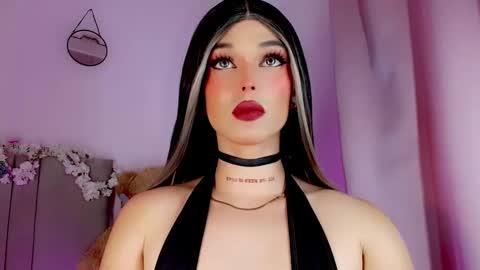 Snapshot of valentinne_marian chatting on March 12, 11:09 am Marian online show from March 12, 11:09 am