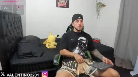 valentino online show from November 26, 2:23 am