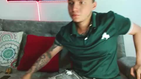 Nick online show from November 17, 3:18 pm