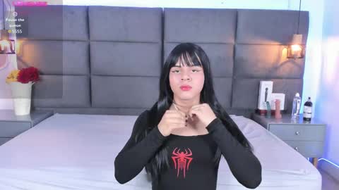 valentino moon online show from September 13, 2:55 am