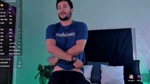 Valentino online show from December 10, 5:17 am