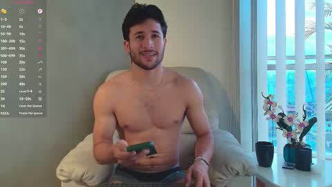 Valentino online show from February 26, 11:04 pm