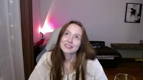 Snapshot of valents_cherry chatting on September 15, 4:40 pm Valentina online show from September 15, 4:40 pm