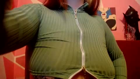 Snapshot of valeri_cove chatting on July 5, 5:42 pm Valeri Cove online show from July 5, 5:42 pm