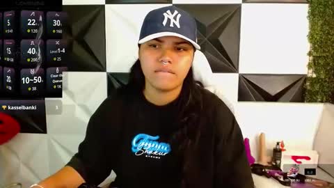 valeri_harpers4 online show from February 19, 2:18 am