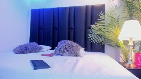 valeri_tafur online show from February 26, 11:09 am