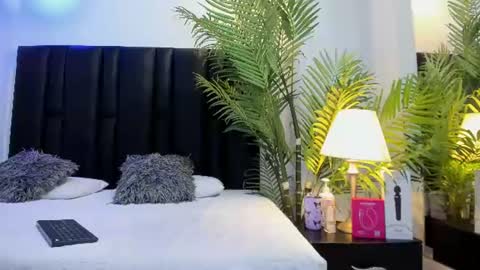 Snapshot of valeri_tafur chatting on August 3, 11:05 am valeri_tafur online show from August 3, 11:05 am
