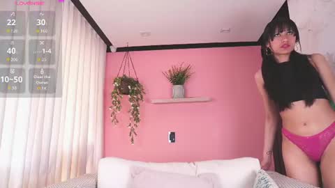 Snapshot of valeria_777_ chatting on June 27, 7:52 pm Valeria online show from June 27, 7:52 pm