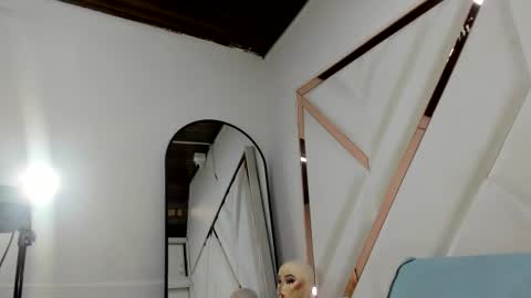 Snapshot of valeria_gil_ chatting on July 2, 3:07 pm valeria_gil_ online show from July 2, 3:07 pm