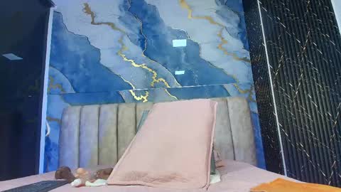 Snapshot of valeria_rioss chatting on May 23, 7:18 pm Valeria online show from May 23, 7:18 pm