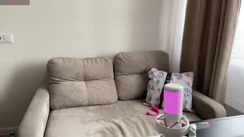 Snapshot of valeria_vibe chatting on July 15, 3:34 am valeria_vibe online show from July 15, 3:34 am