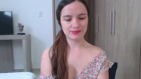 valeriafrannco online show from January 29, 6:28 pm