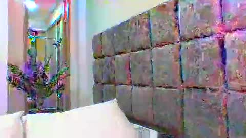 valeriafrannco online show from February 1, 2:37 am