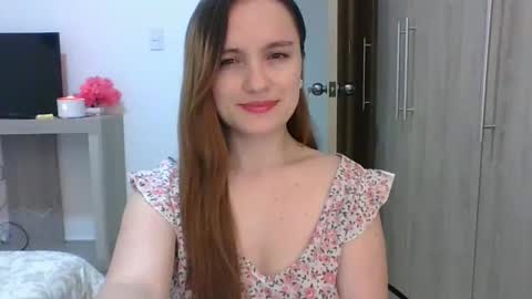 valeriafrannco online show from March 4, 1:55 am