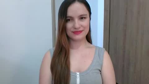 valeriafrannco online show from March 8, 8:25 pm