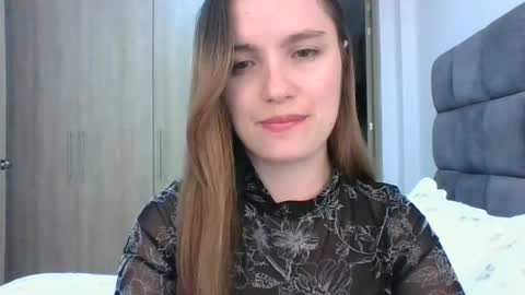 valeriafrannco online show from March 11, 11:48 pm