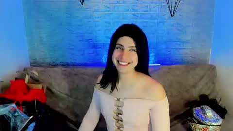 valeriagill_ online show from June 13, 12:19 am