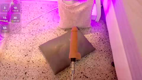 Snapshot of valeriajolie chatting on May 29, 2:31 am Valeria online show from May 29, 2:31 am
