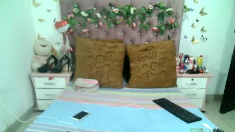 La valerie26 online show from October 27, 2:43 pm