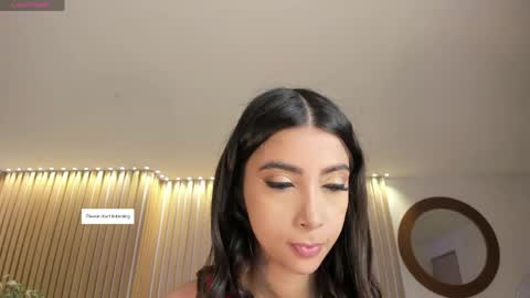 Snapshot of valeriavelvet chatting on May 9, 12:10 pm Vale online show from May 9, 12:10 pm