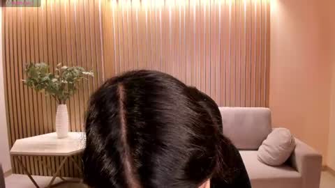 Snapshot of valeriavelvet chatting on July 2, 12:00 pm Vale online show from July 2, 12:00 pm