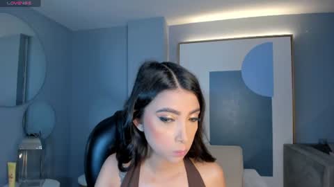 Snapshot of valeriavelvet chatting on July 9, 12:09 pm Vale online show from July 9, 12:09 pm