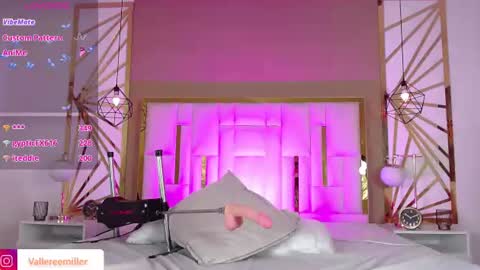 Valerie  online show from June 15, 2:36 am