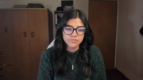 Val  online show from January 8, 3:29 am