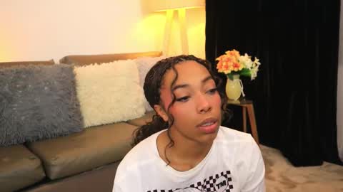 Valerie Style3 online show from February 20, 5:15 am