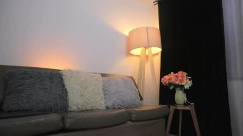 Valerie Style3 online show from March 13, 3:57 am