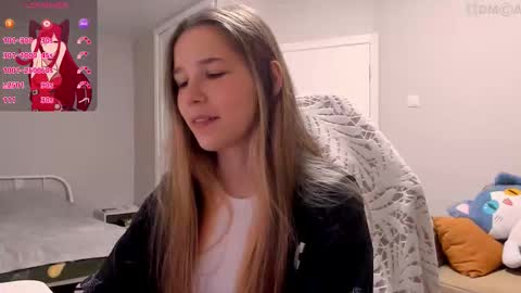 Snapshot of valeriebubbles chatting on October 4, 7:56 pm Valerie online show from October 4, 7:56 pm