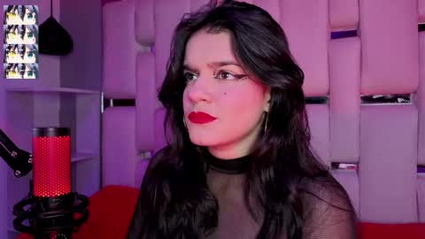 Snapshot of valeriekay_ chatting on June 2, 12:40 pm Valeria online show from June 2, 12:40 pm