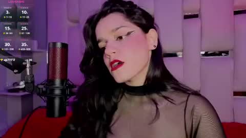 Snapshot of valeriekay_ chatting on June 14, 2:24 am Valeria online show from June 14, 2:24 am