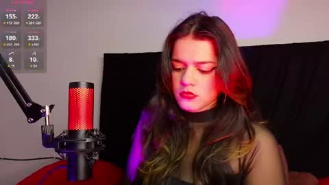 Snapshot of valeriekay__ chatting on July 7, 3:27 pm Valery online show from July 7, 3:27 pm