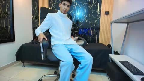 VALERIO  online show from March 3, 3:01 am