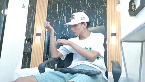 VALERIO  online show from June 15, 2:58 am
