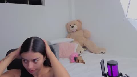 Juli C online show from December 14, 12:49 am