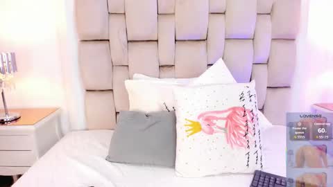   online show from January 10, 12:18 pm