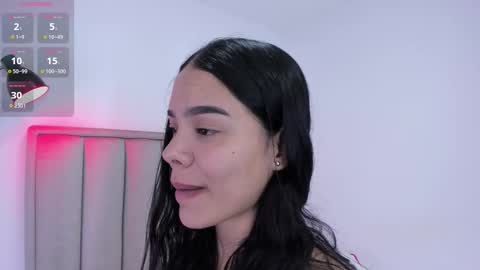 Snapshot of valery__nova chatting on September 19, 2:35 am Cris online show from September 19, 2:35 am