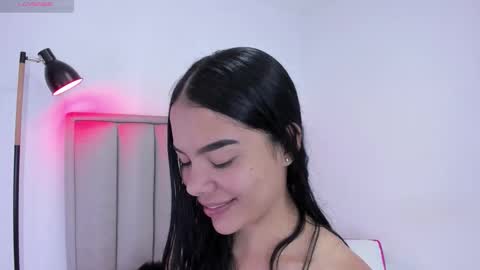 Snapshot of valery__nova chatting on October 29, 1:30 am Cris online show from October 29, 1:30 am