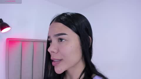 Snapshot of valery__nova chatting on November 25, 10:54 pm Cris online show from November 25, 10:54 pm