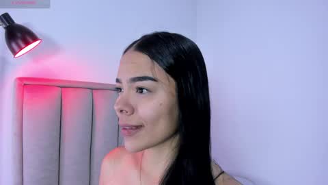 Snapshot of valery__nova chatting on May 16, 12:04 pm Cris online show from May 16, 12:04 pm