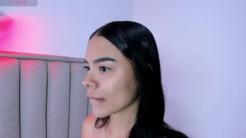 Snapshot of valery__nova chatting on June 7, 2:48 am Cris online show from June 7, 2:48 am