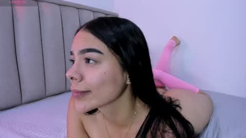 Snapshot of valery__nova chatting on July 10, 2:41 pm Cris online show from July 10, 2:41 pm