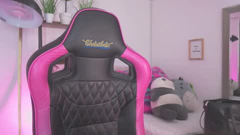 Valery Belmort online show from February 4, 12:22 pm