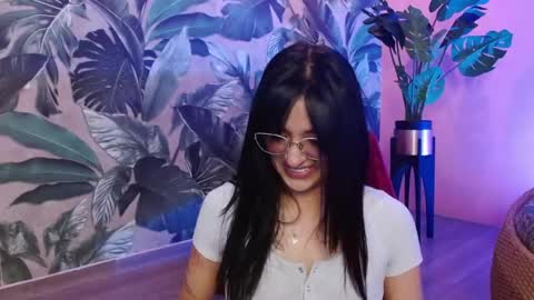Snapshot of valery_blush chatting on May 17, 8:16 pm valery_blush online show from May 17, 8:16 pm