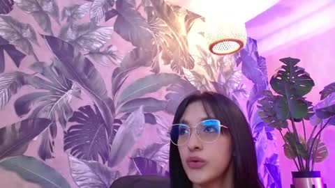 Snapshot of valery_blush chatting on May 28, 8:39 pm valery_blush online show from May 28, 8:39 pm