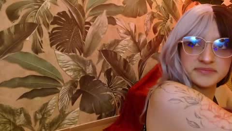 Snapshot of valery_blush chatting on June 5, 9:09 pm valery_blush online show from June 5, 9:09 pm