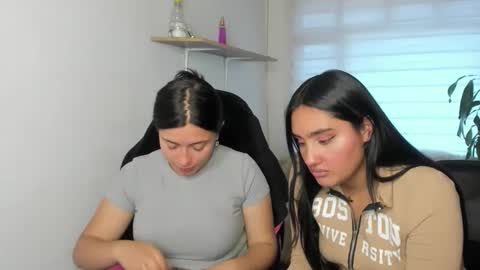 valery_bonnet1 online show from December 3, 7:23 pm