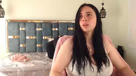 valery cute 18 online show from October 14, 12:06 pm